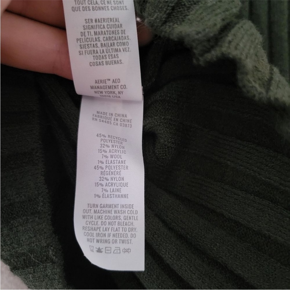 🆕 AERIE Take Charge Stretchy Ribbed Knit Olive Green Pleated Mini Skirt, Size M - Picture 8 of 14
